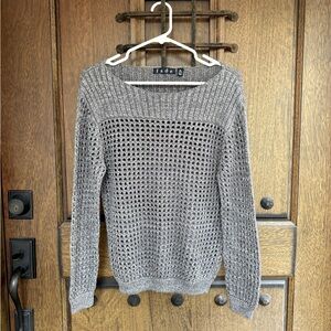 Fade long sleeve round neck knit sweaters size XL